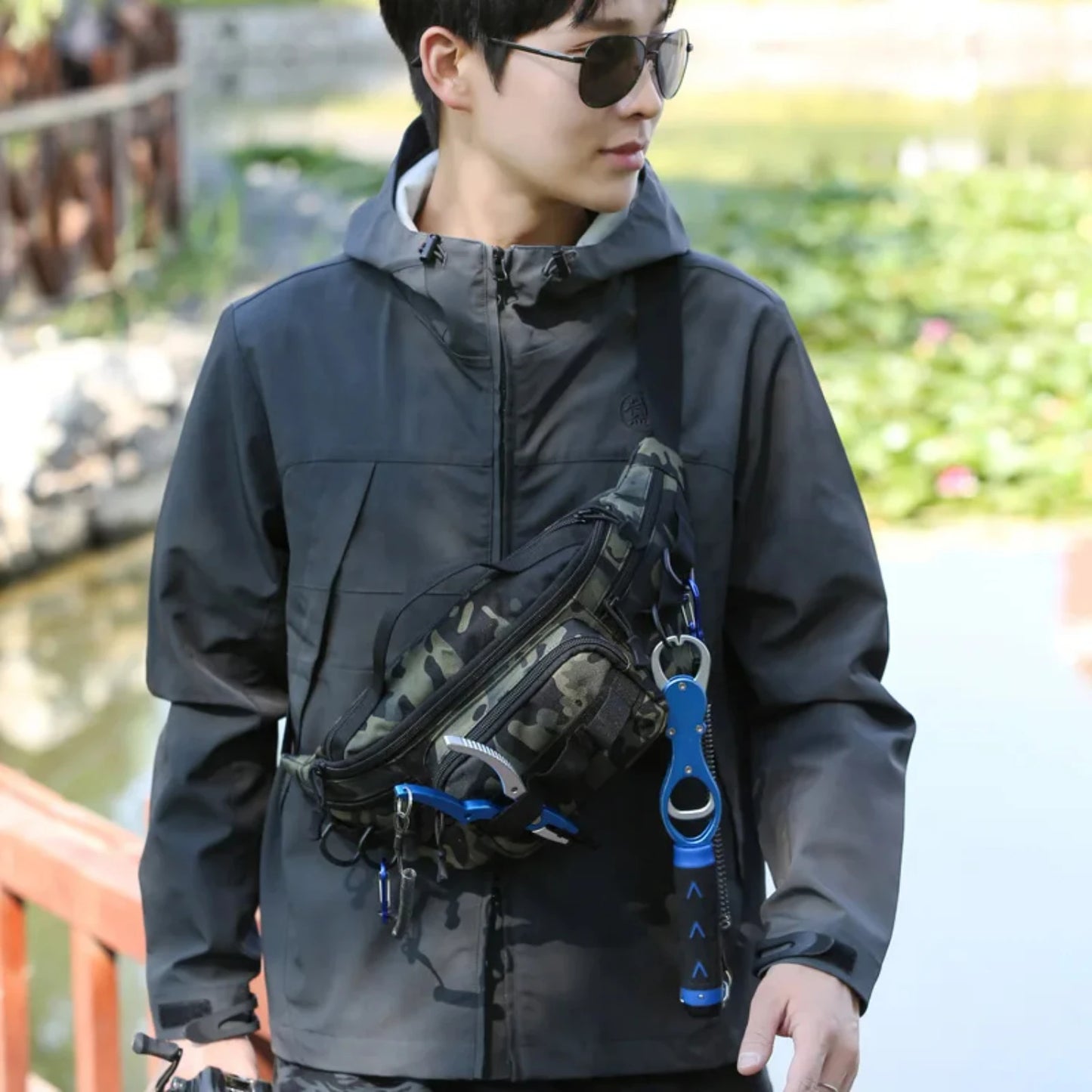 Durable Large Capacity Waterproof Men's Military Tactical Molle Waist Chest Fishing Lure Fanny Pack Backpack for Outdoor Sports